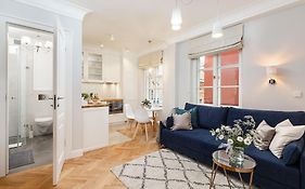Rent like home - Plac Zamkowy 15/19